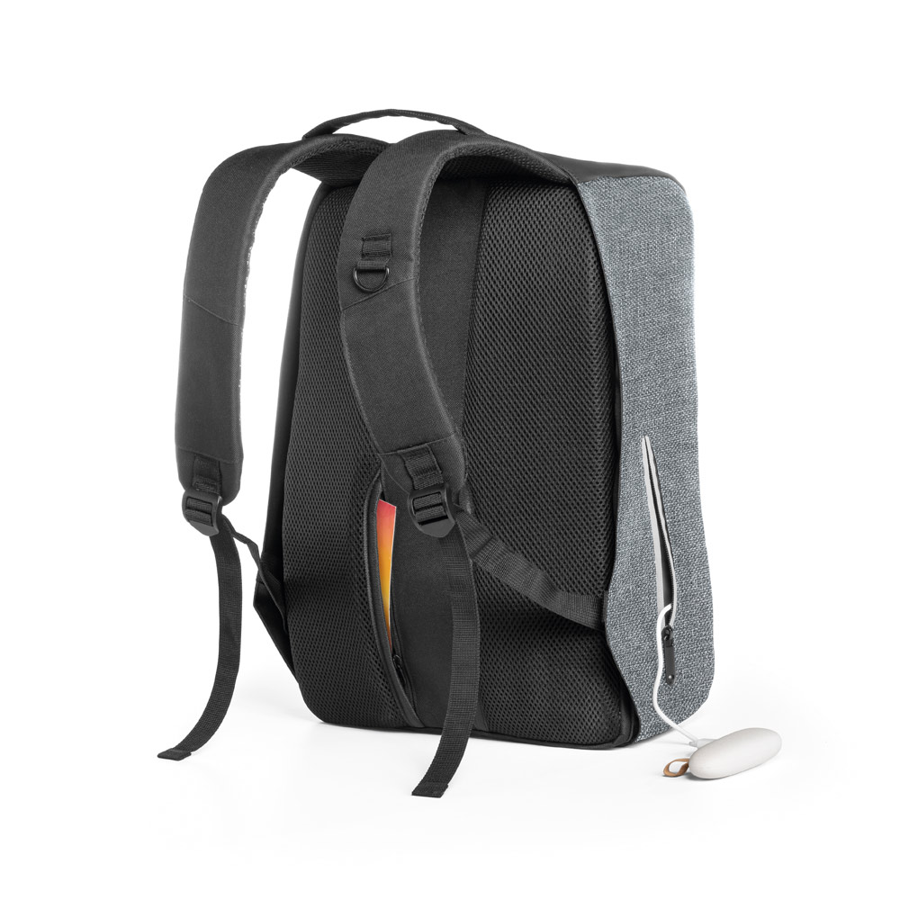 AVEIRO. Mochila para notebook 15.6'' com sistema antirroubo em 900D de alta densidade e tarpaulin