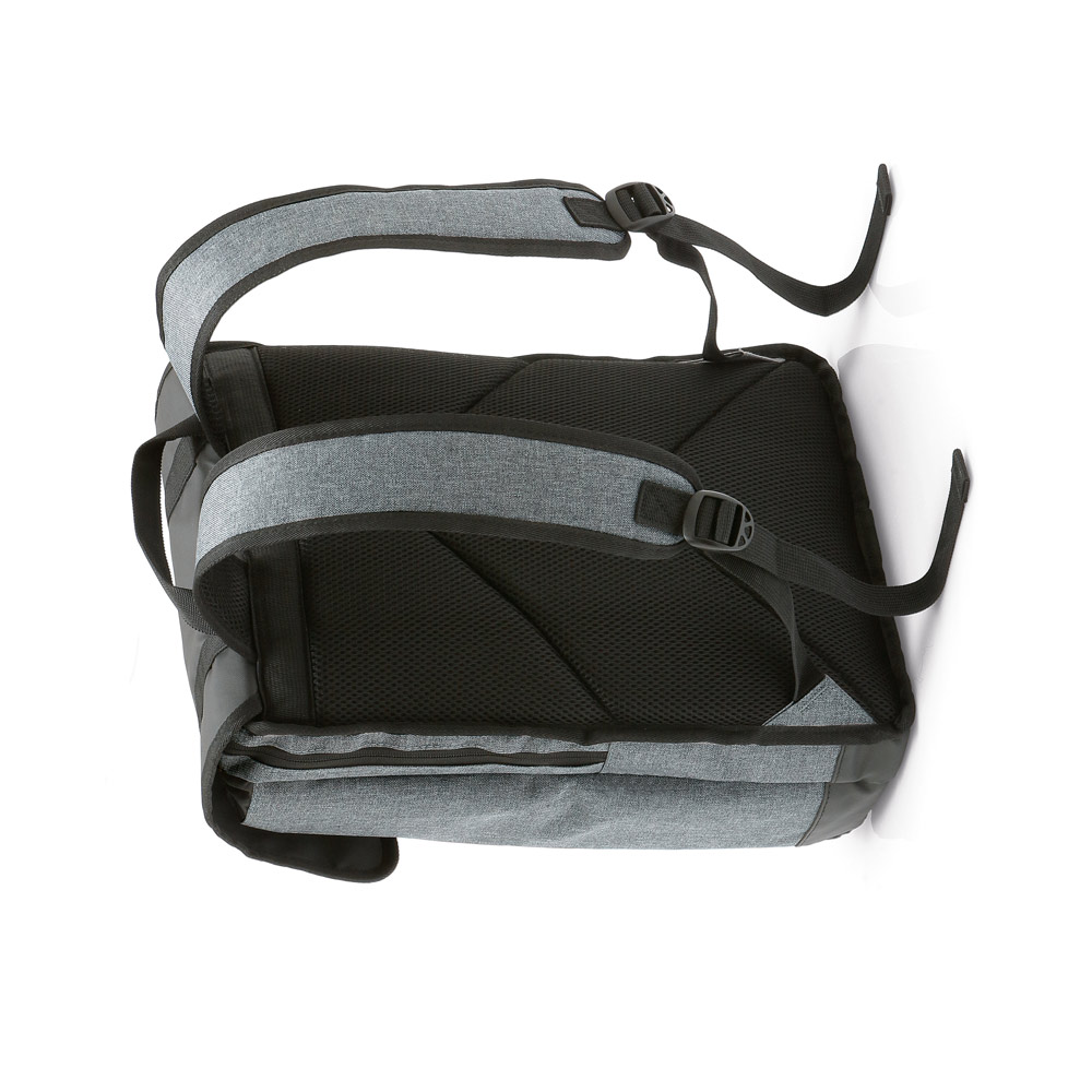 TRAVELLER. Mochila para notebook 17'' m 600D de alta densidade e tarpaulin