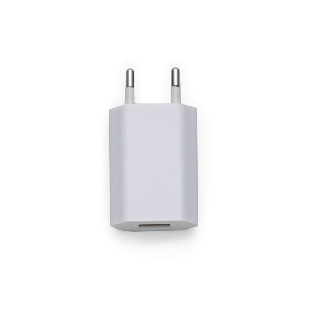 ADAPTADOR DE TOMADA USB