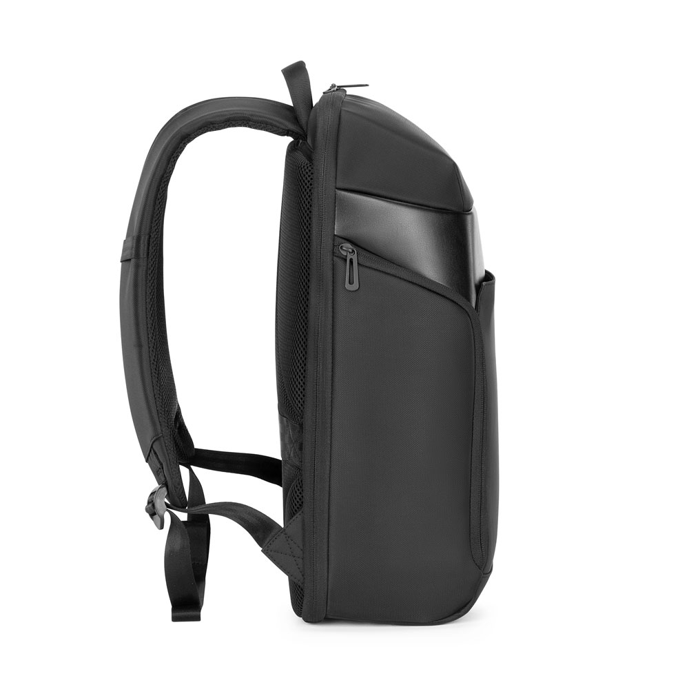 MOCHILA DE POLIÉSTER USB 25 LITROS