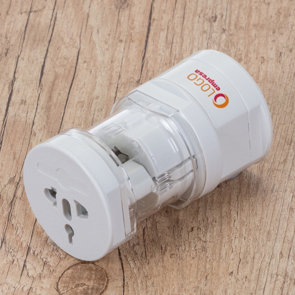 ADAPTADOR DE TOMADA UNIVERSAL REDONDO